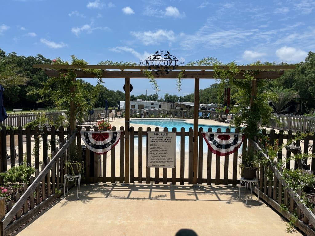 Blue Heron Escape RV Resort