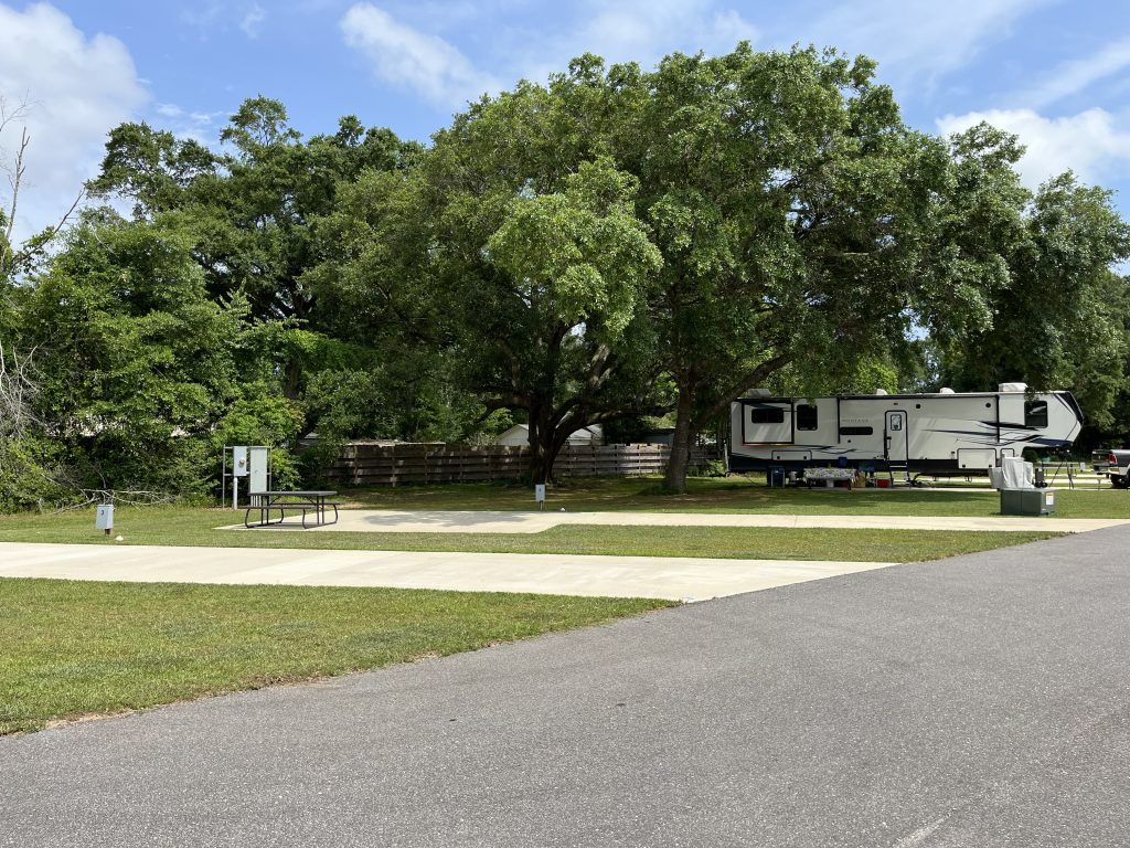 Blue Heron Escape RV Resort